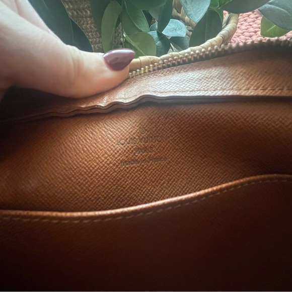 Louis Vuitton Monogram Orsay Clutch-Authentic - Picture 12 of 15